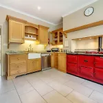 Tatil Evi Number One *