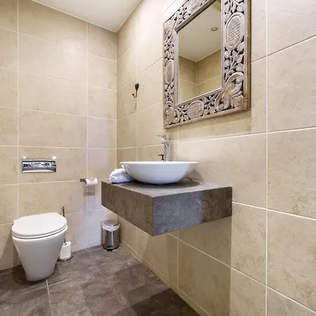 Tatil Evi Number One